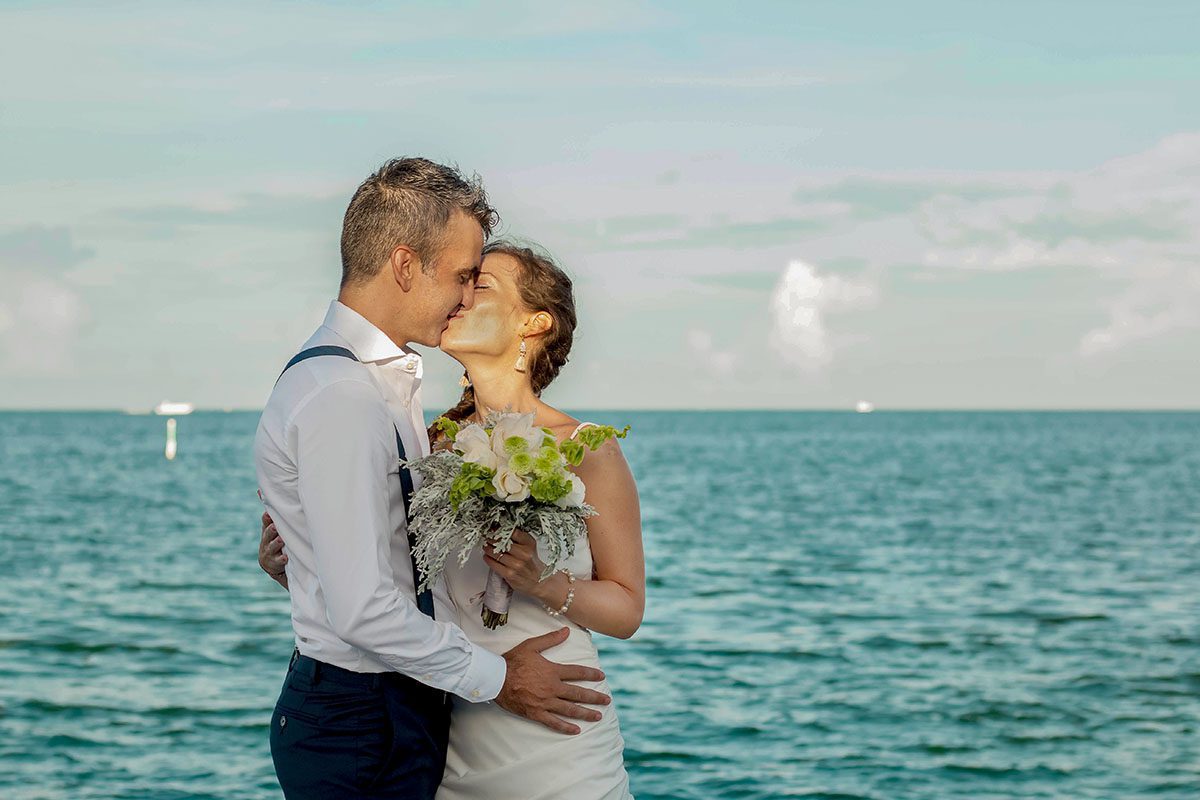 boat wedding Cancun