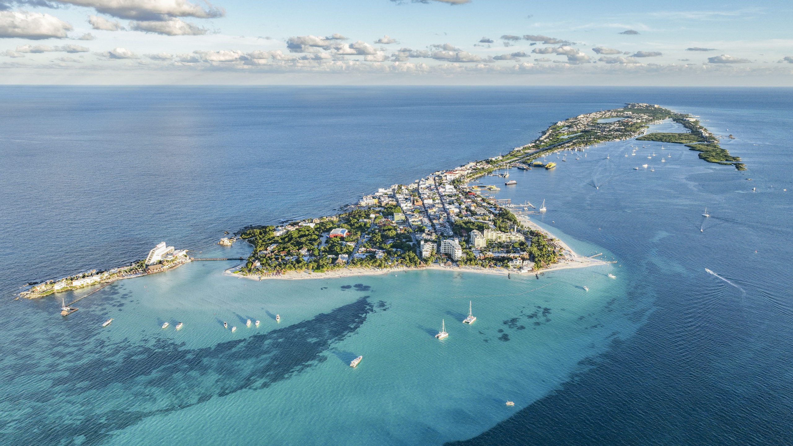 isla mujeres aerial