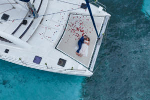 cruise wedding on catamaran in cancun